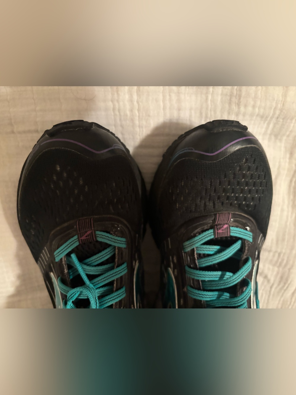 Brooks Women’s Shoes Size 9 - Picture 7 of 15